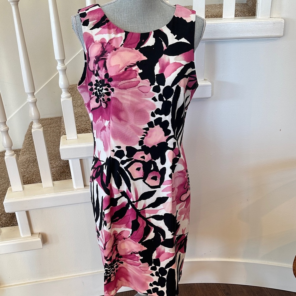 Connected apparel floral dress